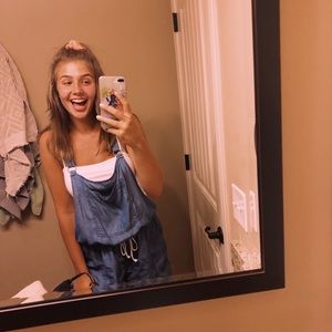 Meet your Posher, Gabby